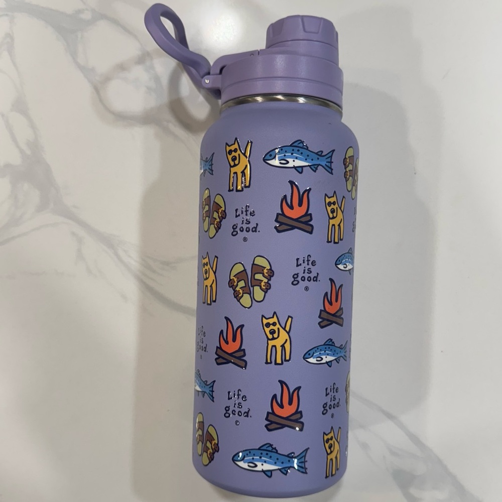 LIFE IS GOOD 32 oz STAINLES STEEL WATER BOTTLE  "BEACH THEME STICKER COLLAGE"